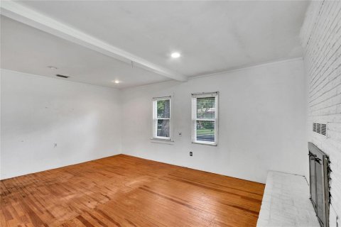 House in Tampa, Florida 4 bedrooms, 153.85 sq.m. № 1907887 - photo 6