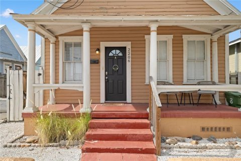 Villa ou maison à louer à Tampa, Floride: 3 chambres, 100.89 m2 № 2415303 - photo 2
