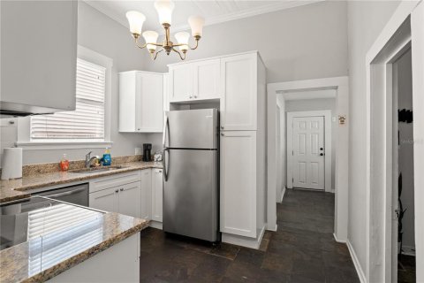 Villa ou maison à louer à Tampa, Floride: 3 chambres, 100.89 m2 № 2415303 - photo 16