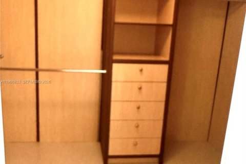 Купить кондоминиум в Санни-Айлс-Бич, Флорида 2 спальни, 140м2, № 2043849 - фото 19