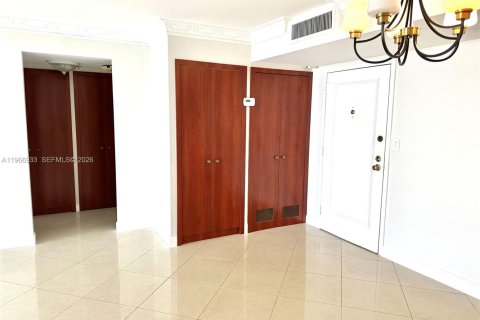 Купить кондоминиум в Санни-Айлс-Бич, Флорида 2 спальни, 140м2, № 2043849 - фото 4