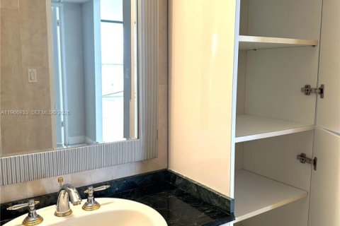 Купить кондоминиум в Санни-Айлс-Бич, Флорида 2 спальни, 140м2, № 2043849 - фото 26