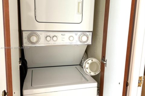 Купить кондоминиум в Санни-Айлс-Бич, Флорида 2 спальни, 140м2, № 2043849 - фото 28