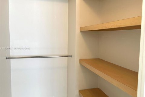 Купить кондоминиум в Санни-Айлс-Бич, Флорида 2 спальни, 140м2, № 2043849 - фото 23