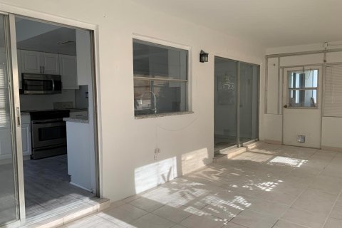 Casa en venta en Margate, Florida, 2 dormitorios, 130.06 m2 № 2318085 - foto 24