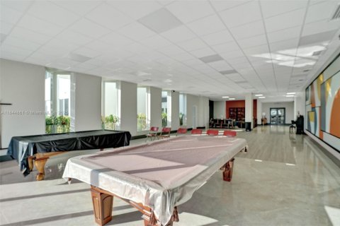 Copropriété à louer à Hallandale Beach, Floride: 1 chambre, 77.67 m2 № 1940502 - photo 16