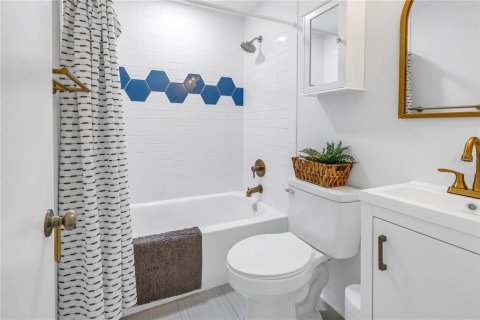Villa ou maison à vendre à Tampa, Floride: 4 chambres, 125.6 m2 № 1688405 - photo 25