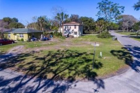 Terreno en venta en Oakland, Florida № 1909051 - foto 1