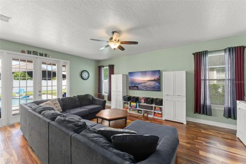 Casa en venta en Orlando, Florida, 4 dormitorios, 279.64 m2 № 1915365 - foto 16
