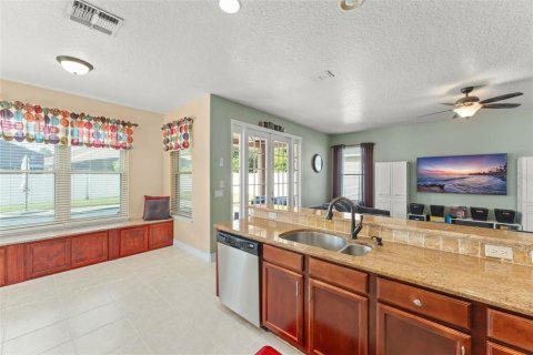 Casa en venta en Orlando, Florida, 4 dormitorios, 279.64 m2 № 1915365 - foto 14