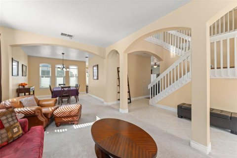 Casa en venta en Orlando, Florida, 4 dormitorios, 279.64 m2 № 1915365 - foto 4