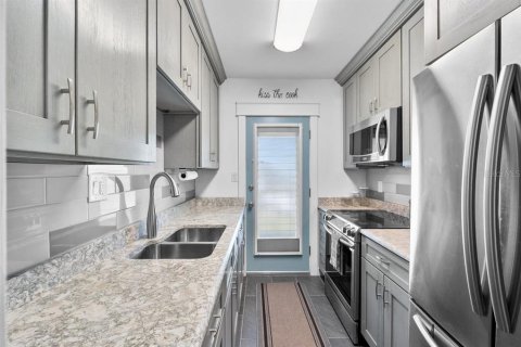 Купить кондоминиум в Лейкленд, Флорида 6 комнат, 75.81м2, № 1540789 - фото 19