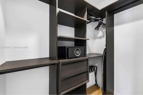 Appartement à louer à Miami, Floride: 39.95 m2 № 2080679 - photo 8