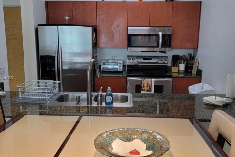 Condominio en venta en Miami, Florida, 2 dormitorios, 115.66 m2 № 1466883 - foto 16