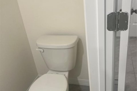 Casa en alquiler en Dade City, Florida, 4 dormitorios, 220.46 m2 № 1850018 - foto 10