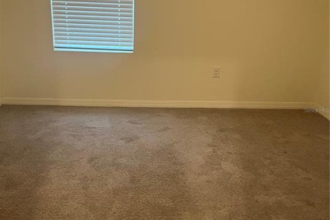 Casa en alquiler en Dade City, Florida, 4 dormitorios, 220.46 m2 № 1850018 - foto 9