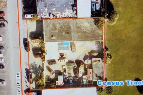 Propiedad comercial en venta en Fort Lauderdale, Florida № 2057264 - foto 2