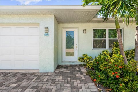 Villa ou maison à vendre à Sarasota, Floride: 3 chambres, 124.3 m2 № 1631956 - photo 3