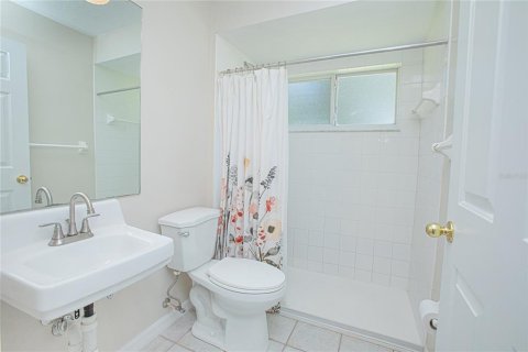 Casa en venta en Kissimmee, Florida, 3 dormitorios, 156.08 m2 № 1853877 - foto 23