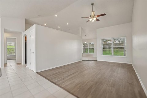 House in Orlando, Florida 3 bedrooms, 162.95 sq.m. № 1793890 - photo 7