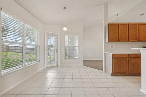 House in Orlando, Florida 3 bedrooms, 162.95 sq.m. № 1793890 - photo 12