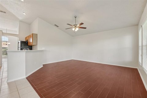 House in Orlando, Florida 3 bedrooms, 162.95 sq.m. № 1793890 - photo 17