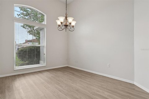 House in Orlando, Florida 3 bedrooms, 162.95 sq.m. № 1793890 - photo 5