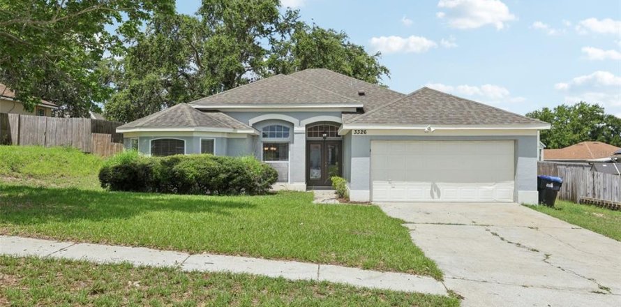 House in Orlando, Florida 3 bedrooms, 162.95 sq.m. № 1793890
