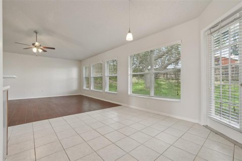 House in Orlando, Florida 3 bedrooms, 162.95 sq.m. № 1793890 - photo 11