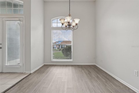 House in Orlando, Florida 3 bedrooms, 162.95 sq.m. № 1793890 - photo 6