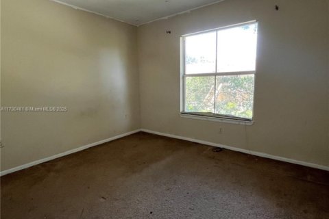 Condo in West Palm Beach, Florida, 2 bedrooms  № 1865215 - photo 8