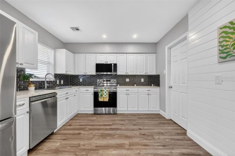 Casa en venta en Sarasota, Florida, 3 dormitorios, 142.88 m2 № 2206078 - foto 10