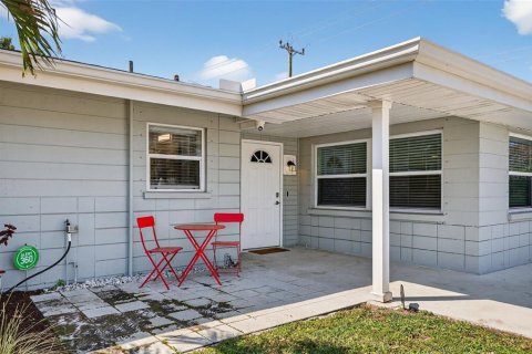 Casa en venta en Sarasota, Florida, 3 dormitorios, 142.88 m2 № 2206078 - foto 5