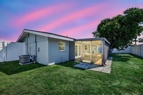 Casa en venta en Sarasota, Florida, 3 dormitorios, 142.88 m2 № 2206078 - foto 28