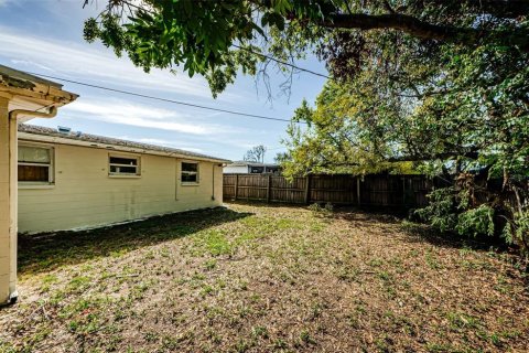 House in Holiday, Florida 3 bedrooms, 96.62 sq.m. № 1583478 - photo 25