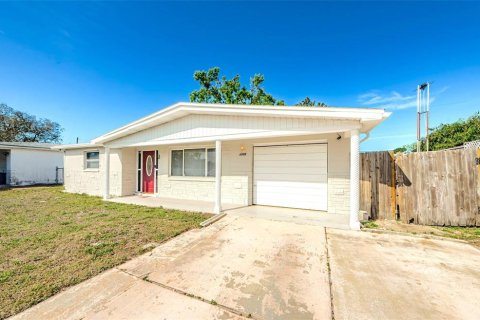 House in Holiday, Florida 3 bedrooms, 96.62 sq.m. № 1583478 - photo 3