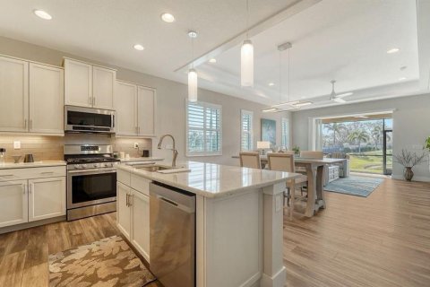 Villa ou maison à vendre à Sarasota, Floride: 2 chambres, 146.69 m2 № 1866653 - photo 8