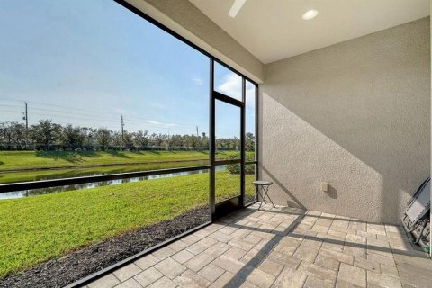 Villa ou maison à vendre à Sarasota, Floride: 2 chambres, 146.69 m2 № 1866653 - photo 12