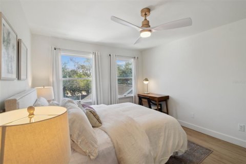 Adosado en venta en Tampa, Florida, 3 dormitorios, 167.22 m2 № 1850959 - foto 25