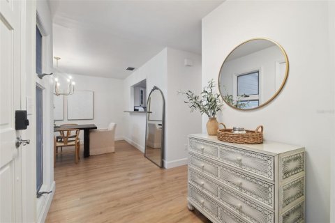 Adosado en venta en Tampa, Florida, 3 dormitorios, 167.22 m2 № 1850959 - foto 8