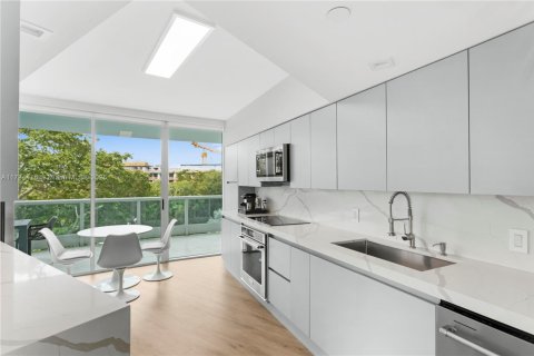 Купить кондоминиум в Майами, Флорида 2 спальни, 157.93м2, № 1956964 - фото 13