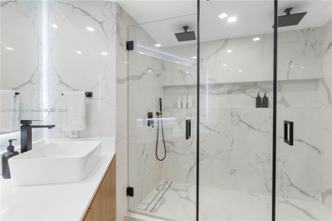 Купить кондоминиум в Майами, Флорида 2 спальни, 157.93м2, № 1956964 - фото 20