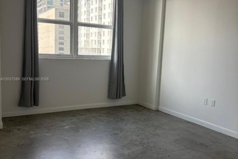 Condo in Miami, Florida, 2 bedrooms  № 2185875 - photo 7