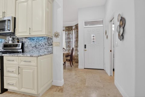 Townhouse in Palm Beach Gardens, Florida 3 bedrooms, 136.66 sq.m. № 2088158 - photo 12