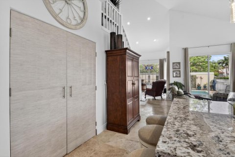 Townhouse in Palm Beach Gardens, Florida 3 bedrooms, 136.66 sq.m. № 2088158 - photo 16