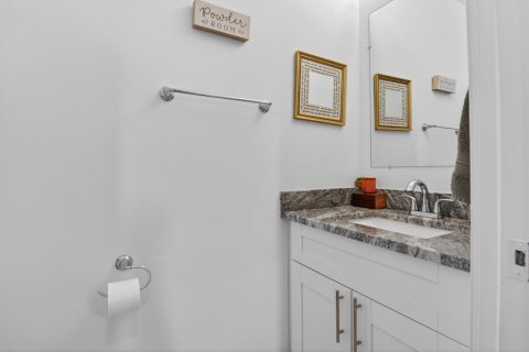 Townhouse in Palm Beach Gardens, Florida 3 bedrooms, 136.66 sq.m. № 2088158 - photo 11
