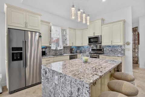 Townhouse in Palm Beach Gardens, Florida 3 bedrooms, 136.66 sq.m. № 2088158 - photo 18