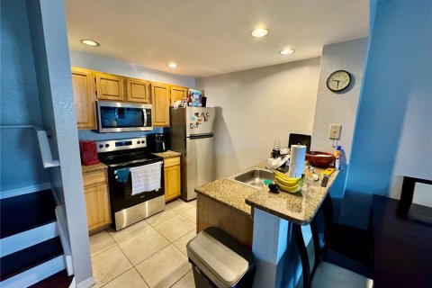 Condo in Kissimmee, Florida, 3 bedrooms  № 2233258 - photo 4