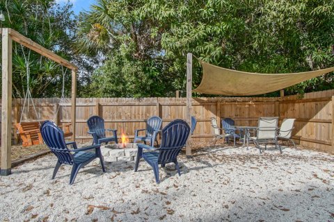 House in St. Lucie, Florida 3 bedrooms, 176.89 sq.m. № 2251405 - photo 30