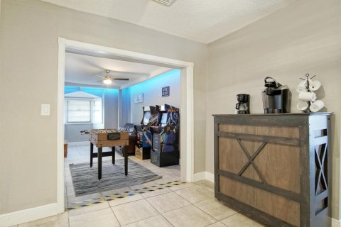House in St. Lucie, Florida 3 bedrooms, 176.89 sq.m. № 2251405 - photo 14